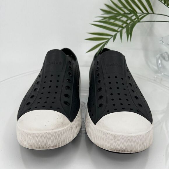 Native Jefferson Slip On Clog Sneaker Size 11 Perforated Rubber Gray Water Shoe - Picture 2 of 10